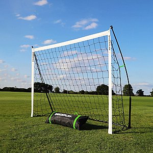 שער כדורגל נייד QUICKPLAY Kickster 150x100 שער כדורגל נייד QUICKPLAY Kickster 150x100