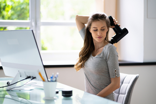 אקססורי חדש ומדליק - אקדח עיסוי לגב אקססורי חדש ומדליק - אקדח עיסוי לגב